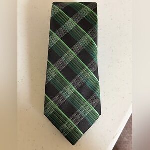 ⭐️Five $5 items for $15⭐️ Green and Black Plaid Tie
